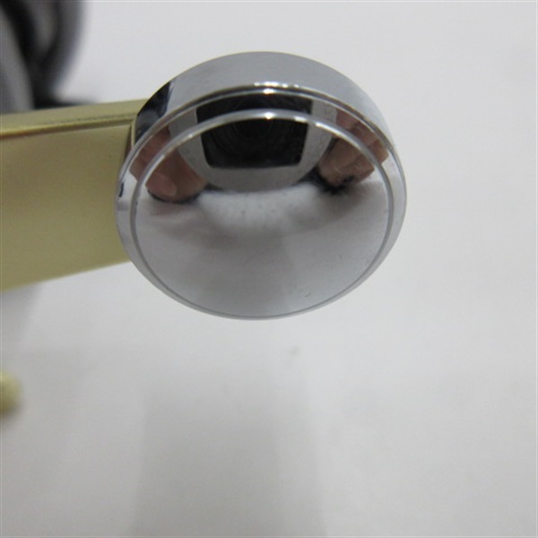 ０２アクシス４００Ｆ
